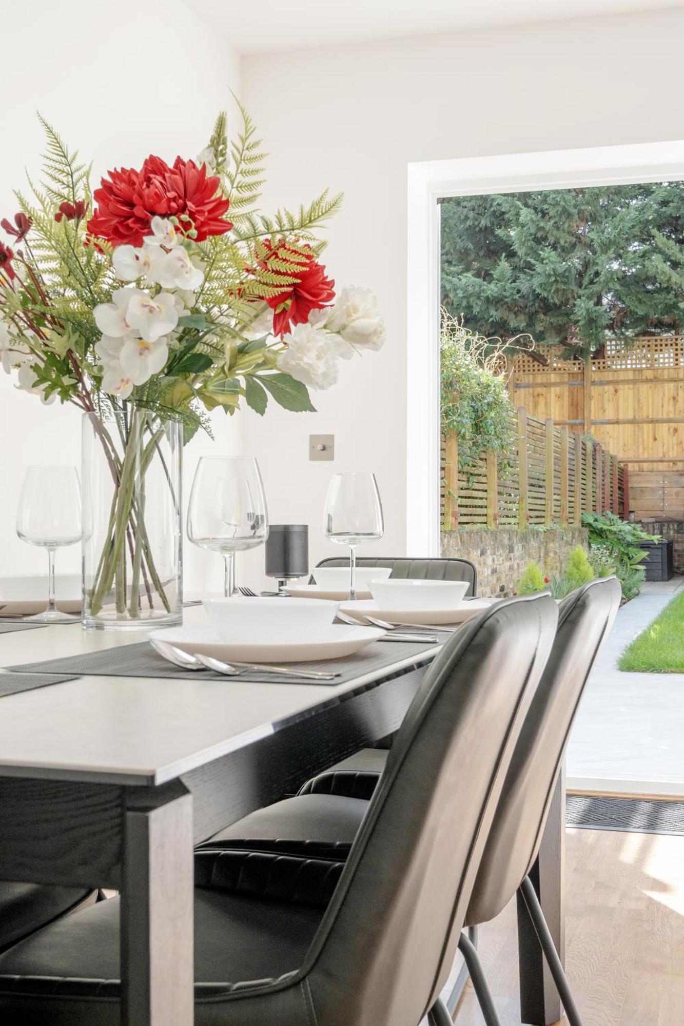 Maida Vale Gem By Little Venice With Stunning Garden Londra